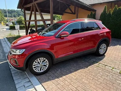 Gebraucht VW T-Roc Life 110 PS (80 kW) 2022 Rot SUV