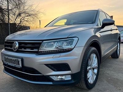 Silber Gebraucht 2016 VW Tiguan Highline SUV | 19.990 € (Fairer Preis)