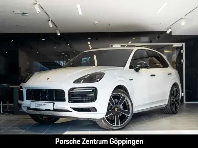 Gebraucht Porsche Cayenne E-Hybrid Platinum Edition 462 PS (339 kW) 2022 Carraraweißmetallic SUV