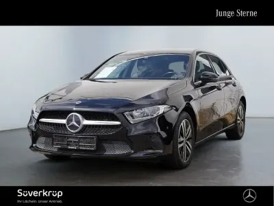 Używany Mercedes A250 Progressive 160 KM (117 kW) 2021 Czarny Sedan/Limuzyna
