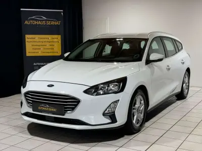 Gebraucht Ford Focus Cool & Connect 95 PS (69 kW) 2020 Weiß Kombi