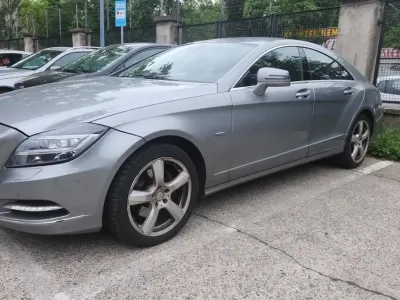 Gebraucht Mercedes CLS350 265 PS (194 kW) 2011 Grau Coupé