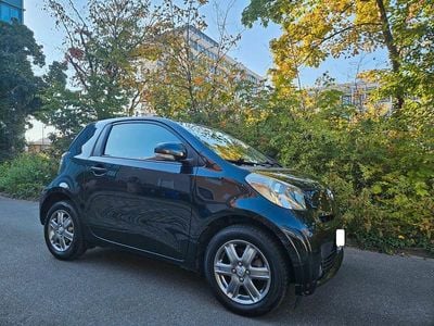 Toyota iQ