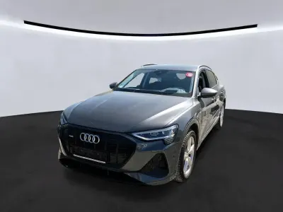 Gebraucht Audi e-tron Sportback S-Line 300 kW (408 PS) 2023 Daytonagrau perleffekt SUV