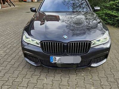 gebraucht BMW 750 750 d M-Paket 400 PS Head-Up