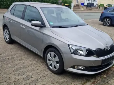 Gebraucht Skoda Fabia Ambition 75 PS (55 kW) 2018 Braun Limousine