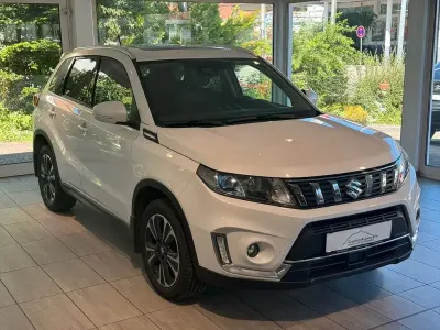 Gebraucht Suzuki Vitara Comfort+ 140 PS (102 kW) 2019 Weiß SUV