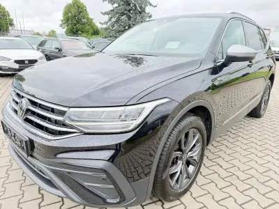 Gebraucht VW Tiguan Allspace Life 150 PS (110 kW) 2022 Schwarz SUV