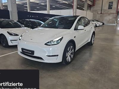 Weiß Gebraucht 2023 Tesla Model Y SUV | 43.700 € (Teuer)