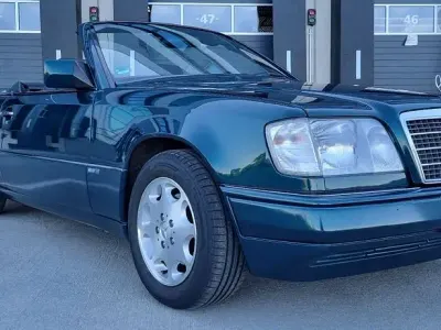Gebraucht Mercedes E220 Sportline 150 PS (110 kW) 1995 Grün Cabrio