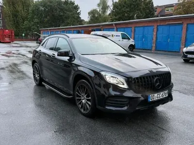 Gebraucht Mercedes GLA200 Edition 136 PS (100 kW) 2017 Schwarz SUV