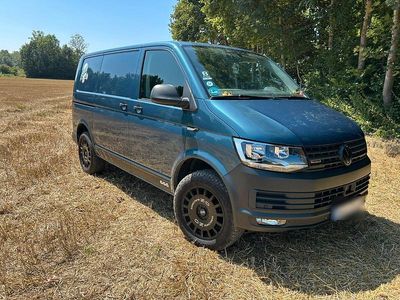 Gebraucht VW Transporter 150 PS (110 kW) 2019 Grün Van