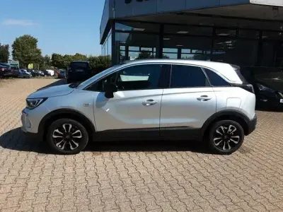 Gebraucht Opel Crossland Elegance 110 PS (80 kW) 2024 Grau SUV