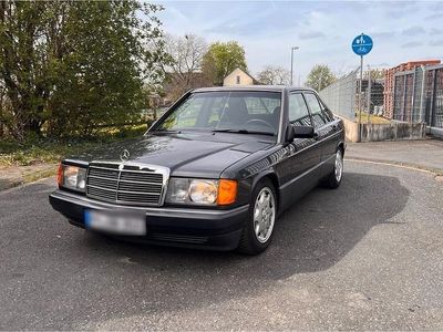 Usata Mercedes 190 122 CV (89 kW) 1991 Grigio Berlina