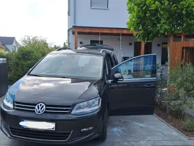 Gebraucht VW Sharan 170 PS (125 kW) 2012 Schwarz Van / Kleinbus