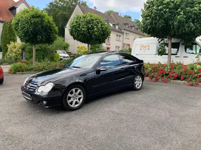 Gebraucht Mercedes C320 218 PS (160 kW) 2004 Schwarz Coupé