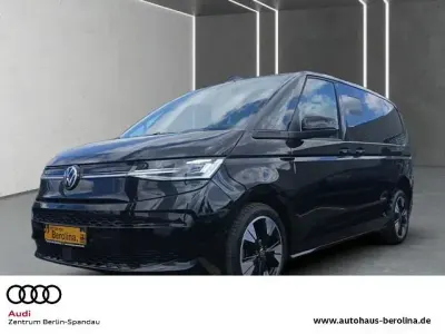 Używany VW T7 Life 150 KM (110 kW) 2025 Czarny Van