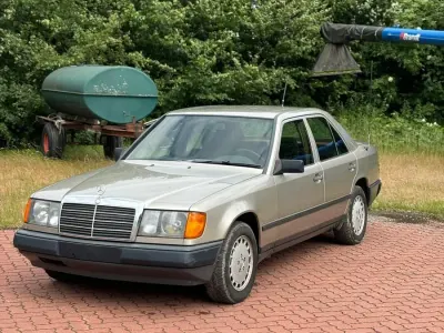 Gebraucht Mercedes E230 1988 Limousine