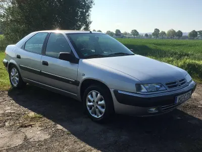 Gebraucht Citroën Xantia 90 PS (66 kW) 2000 Silber Limousine