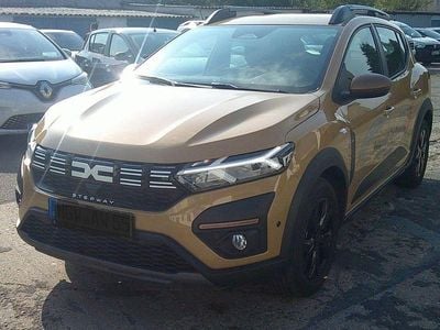 Gebraucht Dacia Sandero Extreme 110 PS (80 kW) 2024 Beige SUV