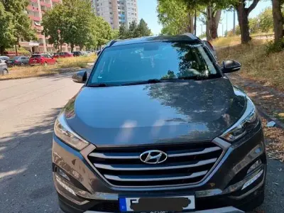 Gebraucht Hyundai Tucson Turbo 177 PS (130 kW) 2018 Grau SUV