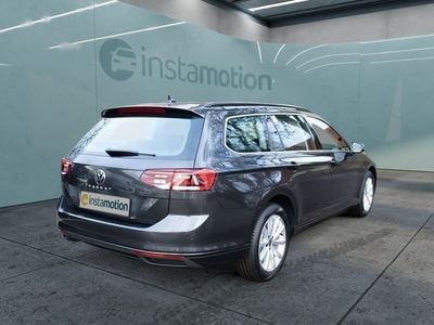 Gebraucht VW Passat Business+ 150 PS (110 kW) 2023 Grau Kombi