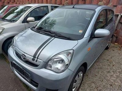 Silber Gebraucht 2011 Daihatsu Cuore Kleinwagen | 4.990 € (Teuer)