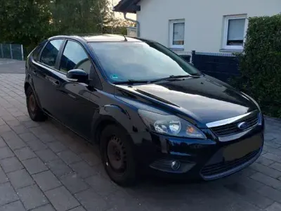 Gebraucht Ford Focus 101 PS (74 kW) 2009 Schwarz Limousine