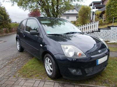 Usata Ford Fiesta Style 60 CV (44 kW) 2007 Blu Utilitaria