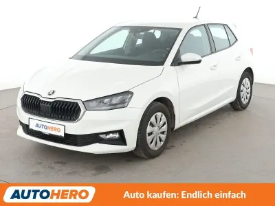 Gebraucht Skoda Fabia Ambition 95 PS (69 kW) 2021 Weiß Kleinwagen