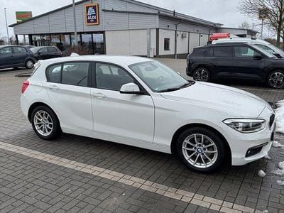 Gebraucht BMW 116 Advantage 116 PS (85 kW) 2016 Weiß Kleinwagen