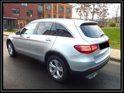 Gebraucht Mercedes GLC250 Exclusive 204 PS (150 kW) 2017 Silber metallic SUV