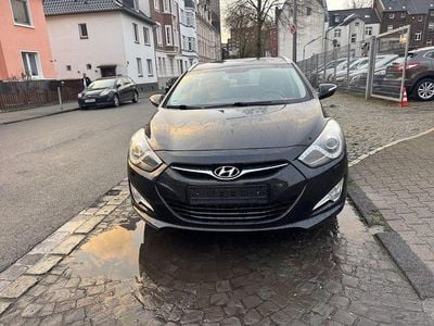 Usata Hyundai i40 135 CV (99 kW) 2012 Nero Station wagon