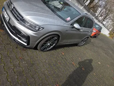 Second-hand VW Tiguan R 230 CP (169 kW) 2017 Argintiu SUV