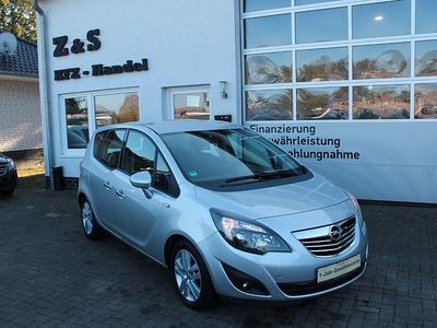 Silber Gebraucht 2011 Opel Meriva Innovation Van / Kleinbus | 7.000 € (Fairer Preis)