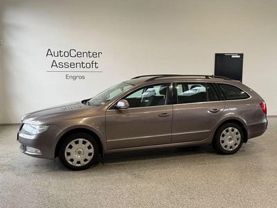 Gebraucht Skoda Superb Ambition 125 PS (91 kW) 2010 Grau Kombi