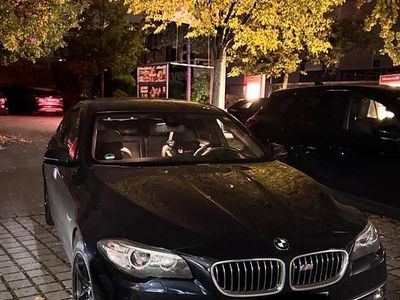 Andere farben Gebraucht 2014 BMW 530 Comfort Edition Limousine | 18.000 € (Etwas zu teuer)