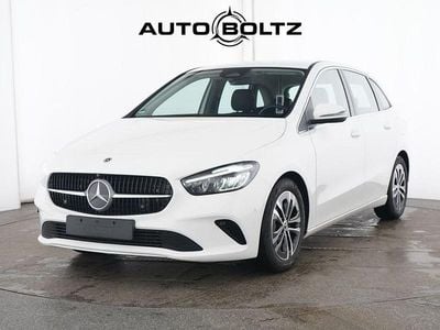 Gebraucht Mercedes B200 Progressive 163 PS (119 kW) 2024 Polarweiss Van / Kleinbus