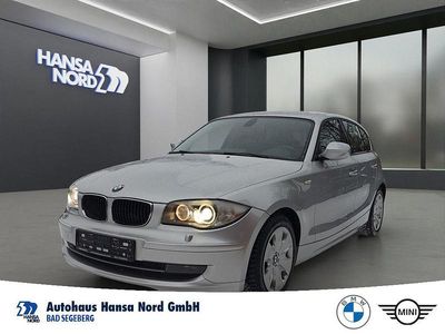 Silber / titansilber (metallic) Gebraucht 2011 BMW 120 Advantage Kleinwagen | 8.333 € (Fairer Preis)