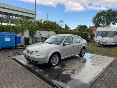 Gebraucht VW Bora 101 PS (74 kW) 2000 Silber Limousine