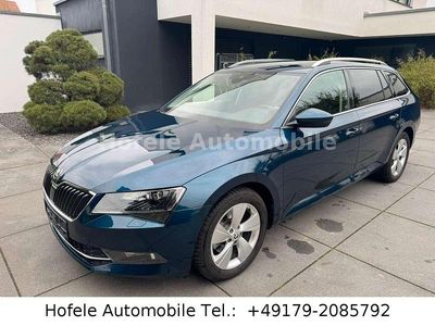 Gebraucht Skoda Superb Style 180 PS (132 kW) 2016 Blau Kombi