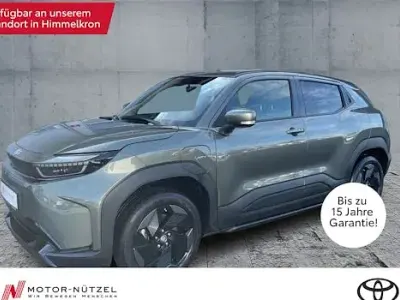Neu Toyota Urban Cruiser 127 kW (174 PS) 2026 Grün SUV
