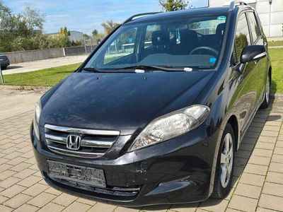 Honda FR-V