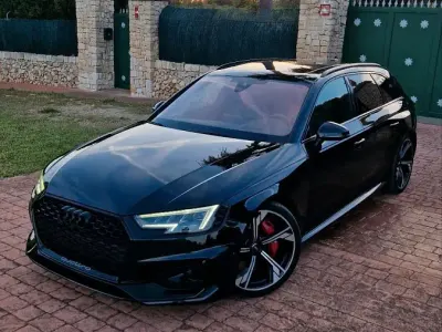 Begagnad Audi RS4 450 HK (330 kW) 2019 Svart Kombi