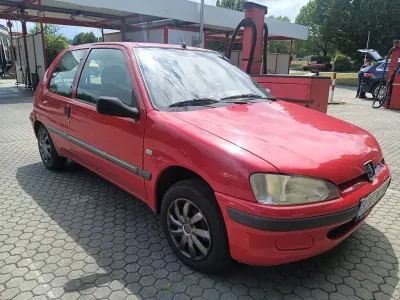 Gebraucht Peugeot 106 Filou 60 PS (44 kW) 2003 Rot Kleinwagen