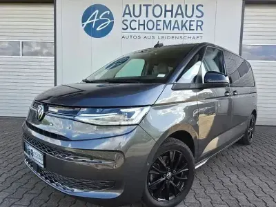 Gebraucht VW Multivan 150 PS (110 kW) 2024 Grau Van / Kleinbus