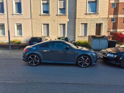 Usado Audi TTS Sport 310 CV (228 kW) 2017 Gris Coupe