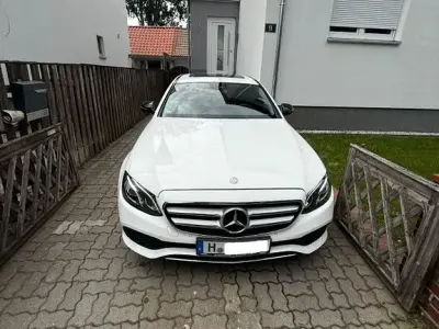 Gebraucht Mercedes E200 Avantgarde 184 PS (135 kW) 2017 Weiß Limousine