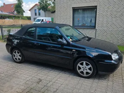 Gebraucht VW Golf Cabriolet 100 PS (73 kW) 1998 Schwarz Cabrio