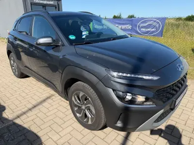 Gebraucht Hyundai Kona Edition 30 105 PS (77 kW) 2022 Schwarz SUV
